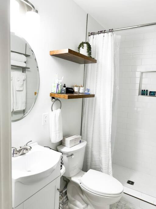 Vineyard Cottage-Pet Friendly & Walk To Oaklawn! Χοτ Σπρινγκς Εξωτερικό φωτογραφία