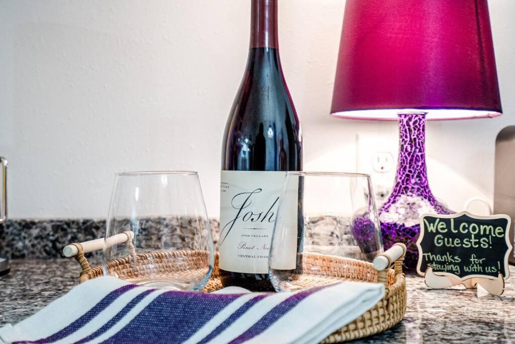 Vineyard Cottage-Pet Friendly & Walk To Oaklawn! Χοτ Σπρινγκς Εξωτερικό φωτογραφία